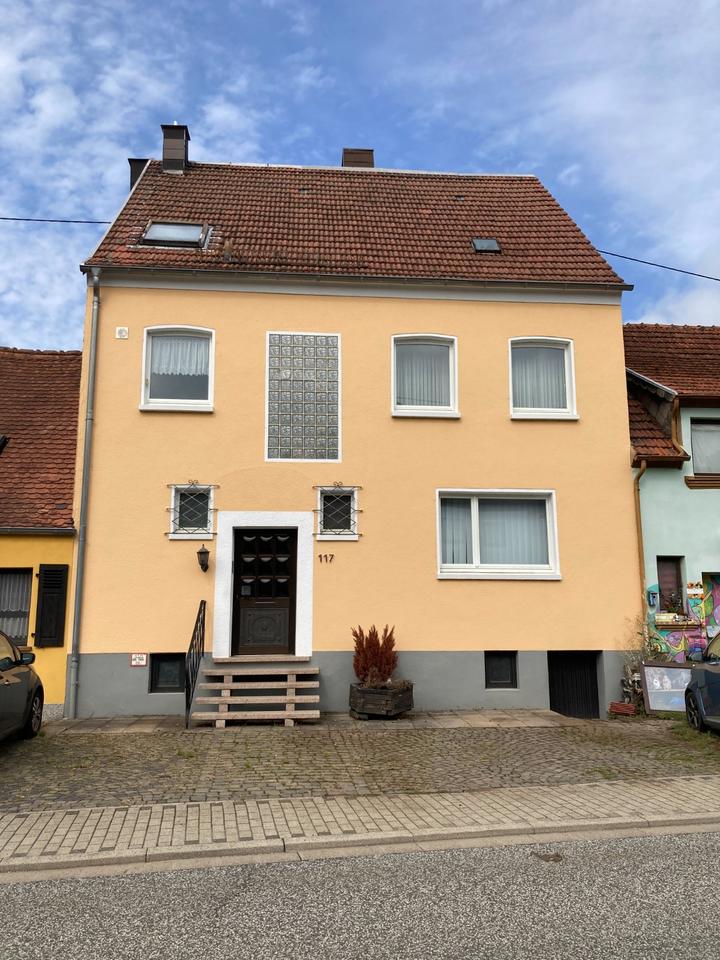 Thumbnail-Stadtnahes Einfamilienhaus mit Einliegerwohnung