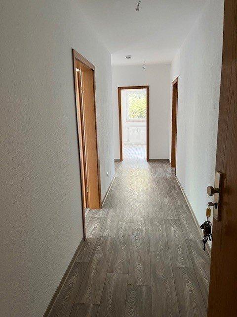 Thumbnail-3 ZKB Wohnung mit Balkon in Baunatal am Baunsberg ( BTL-LA23-1L )