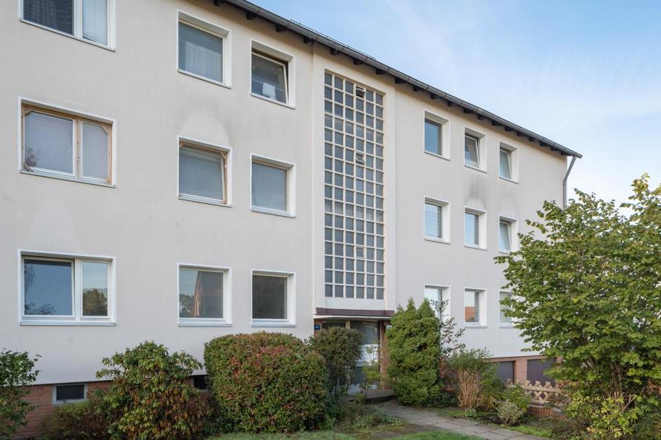 Thumbnail-Frisch renovierte 2-Zimmer-Wohnung mit großem Balkon in Hambühren!