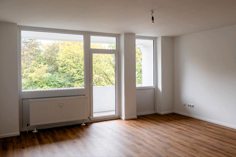 Thumbnail-Moderne 3 Zimmer Wohnung -Frisch Renoviert und Einzugsbereit!