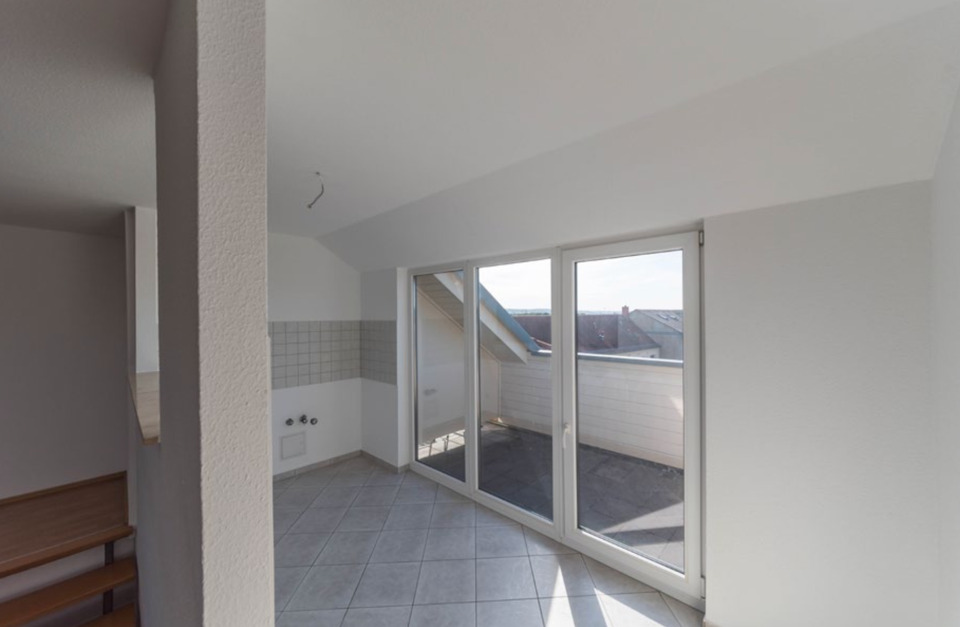 Thumbnail-2 Raum Maisonette mit Dachterasse in Pieschen