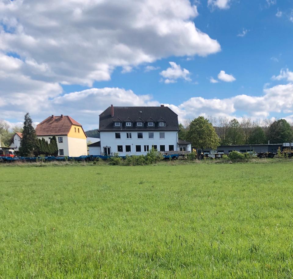 Thumbnail-Eine freistehende Villa (ehemaliges Gästehaus),