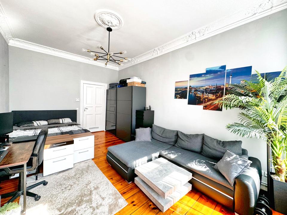Thumbnail-Möblierte 1-Zi-Altbauwohnung mit Balkon in Schöneberg | befristet