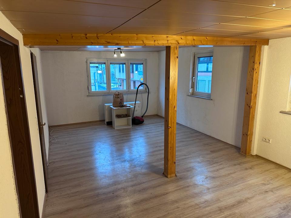 Thumbnail-Zu vermieten: 3-Zimmer-Wohnung im OG mit Balkon
