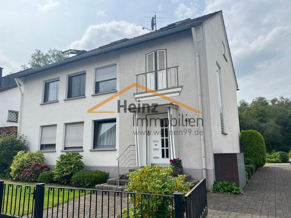 Thumbnail-*** Gepflegte 3 Zimmerwohnung mit Balkon und Garage und Einbauküche in TOP Lage von Bergisch Gladbach Hand***
