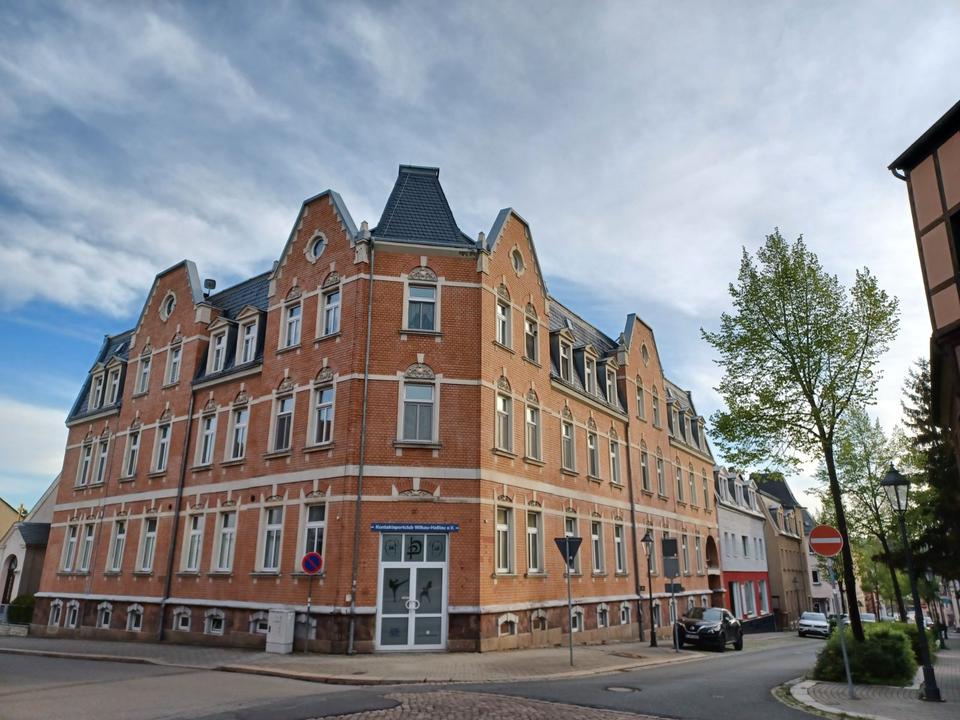 Thumbnail-Neu sanierte 4 Raum Wohnung mit 2 Bädern, Stuckdecken ab zu vermieten Wilkau-Haßlau