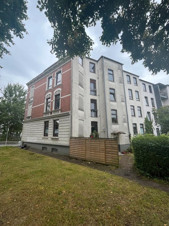 Thumbnail-- Tolle 3-Zimmer-Wohnung unterm Dach! Auch WG-geeignet!