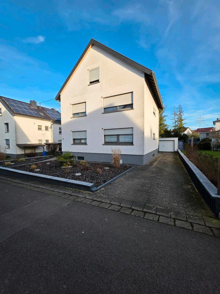 Thumbnail-Freistehendes Mehrgenerationenhaus in ruhiger Lage in Völklingen