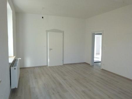 Thumbnail-Attraktive 4-Zimmer-Wohnung in Neustadt b.Cbg.
