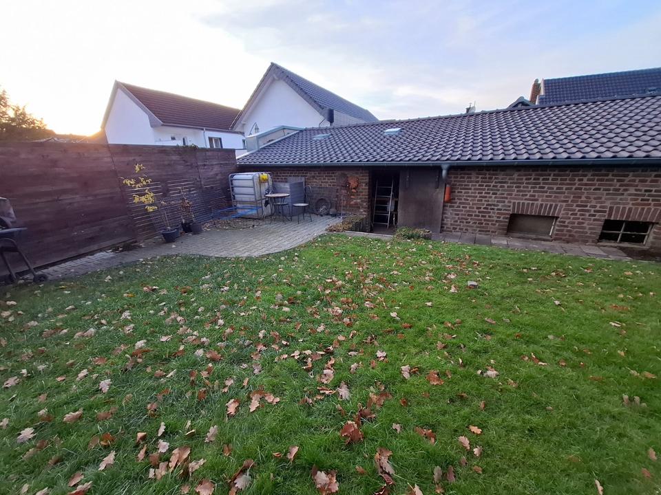 Thumbnail-Einfamilienhaus mit geschlossenem Innenhof in HS zu vermieten