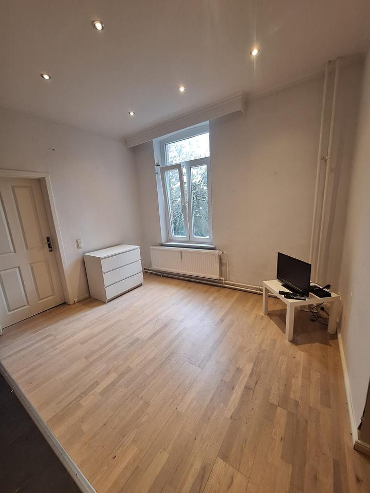 Thumbnail-Möblierte 2-Zimmer-Wohnung mit Einbauküche und Tiefgaragenstellplatz– zentral in Rendsburg gelegen