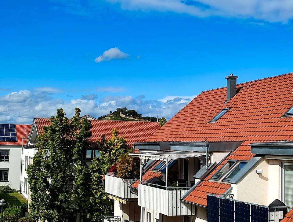Thumbnail-2-Zimmer-Wohnung mit Balkon, Einbauküche und Tiefgarage in Weinsb