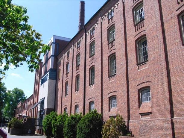 Thumbnail-Gewerbefläche (261 m²) in dem ehemaligen Kornspeicher im Gewerbepark der Alten Holstenbrauerei