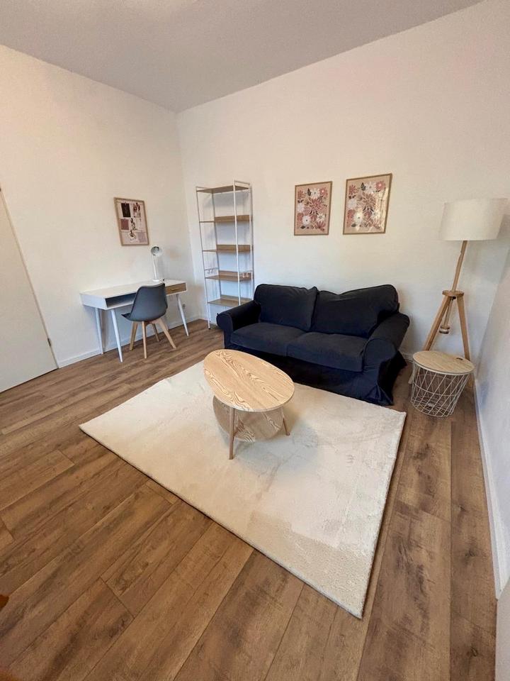 Thumbnail-Neu sanierte 2-Zimmer Wohnung mit Einbauküche oder vollmöbliert