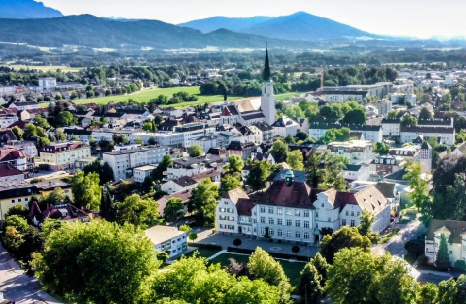 Thumbnail-Freilassing-Süd, Zweizimmerwohnung, gepflegte Wohnanlage