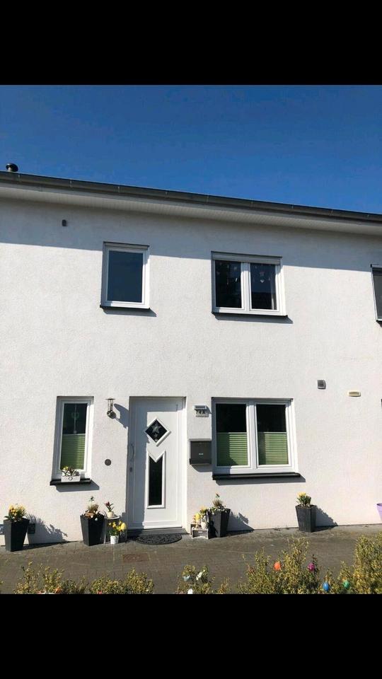 Thumbnail-Reihenmittelhaus mit Garten und Carport in Weyhe-Erichshof