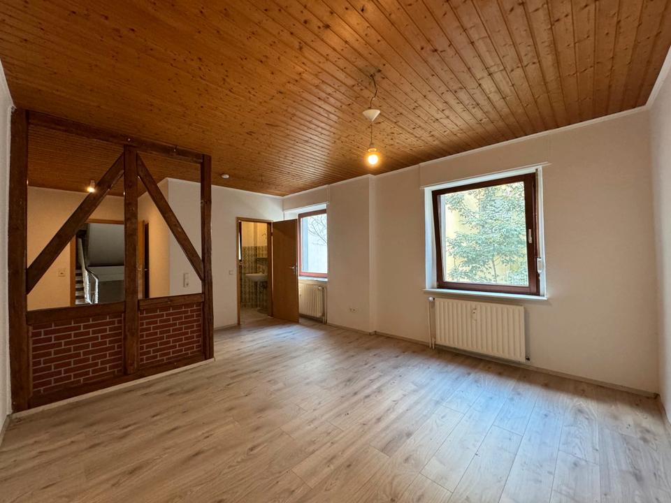 Thumbnail-1 Zimmer - renoviert - Jobcenter möglich!