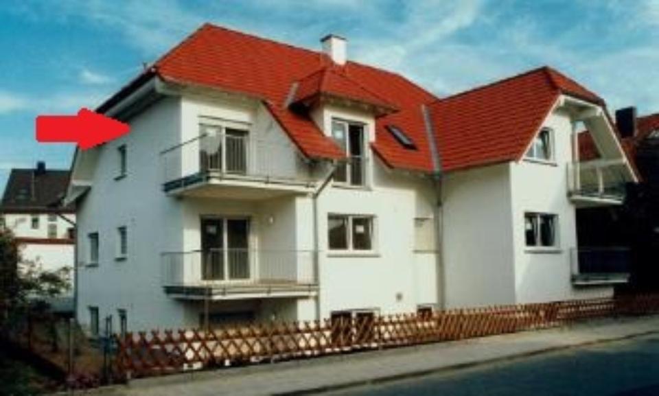 Thumbnail-Schöne,helle 2 Zi.- Wohnung mit Balkon