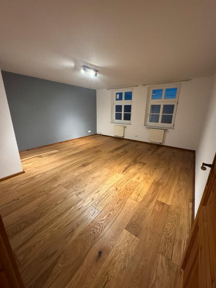 Thumbnail-1.5.26 Schöne 2 Zimmer Dachgeschosswohnung in Barum zu vermieten