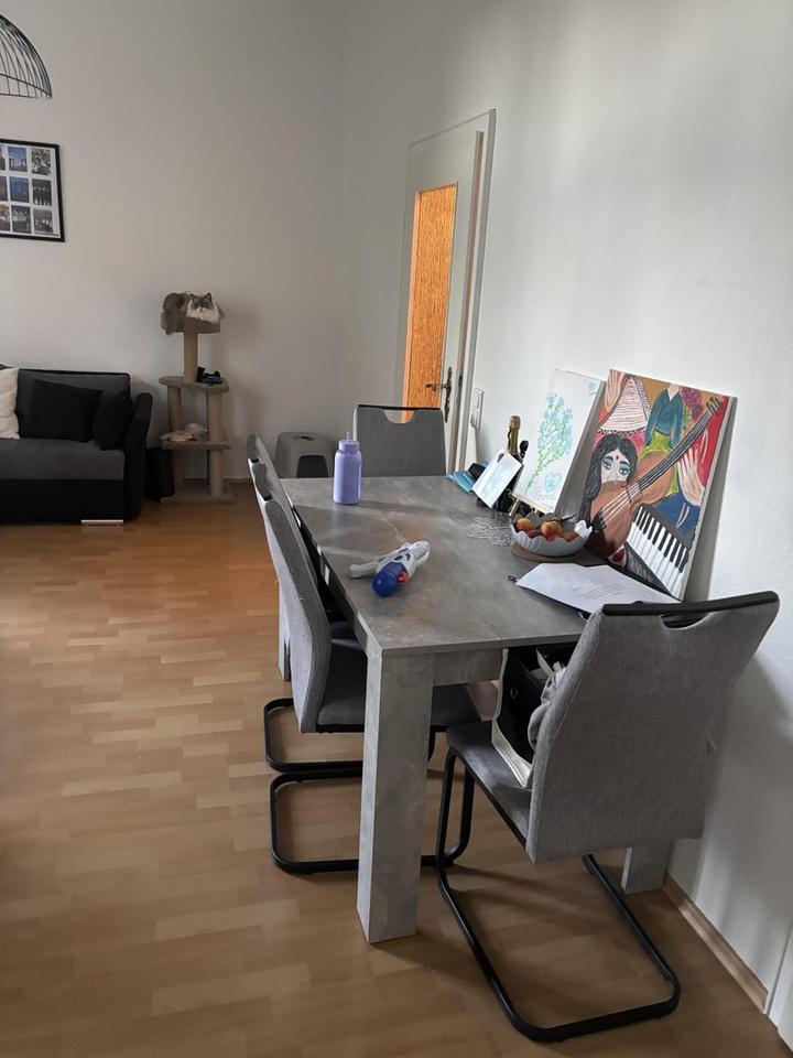 Thumbnail-Zentrale 2 Zimmerwohnung mit Bad und WC