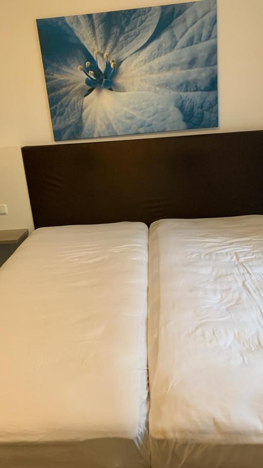 Thumbnail-modernes Zimmer Boaderdinghous 1 Person 5 Monate