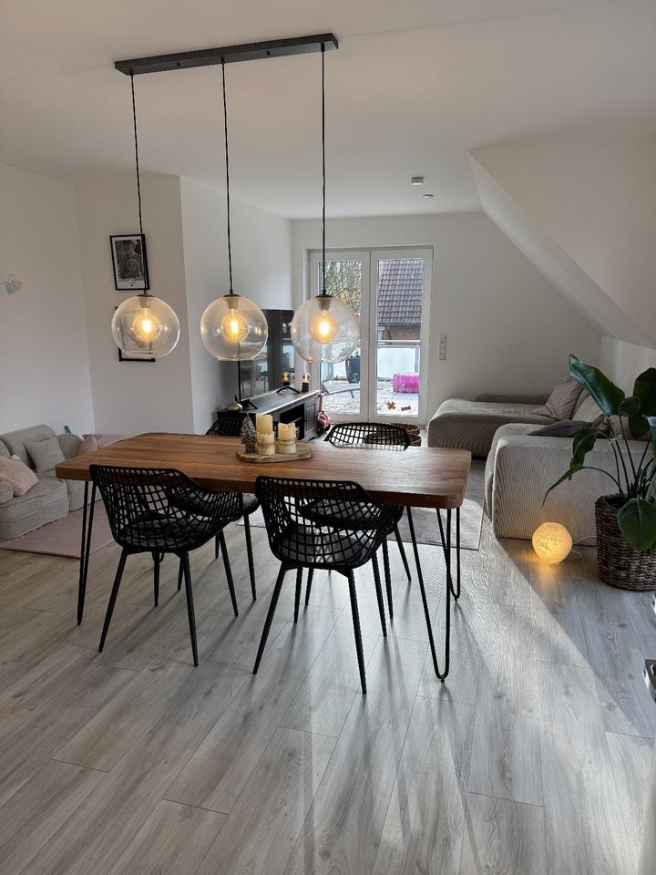 Thumbnail-Lichtdurchflutete Dachgeschosswohnung in traumhafter Ruhe – Ihr neues Wohlfühlzuhause