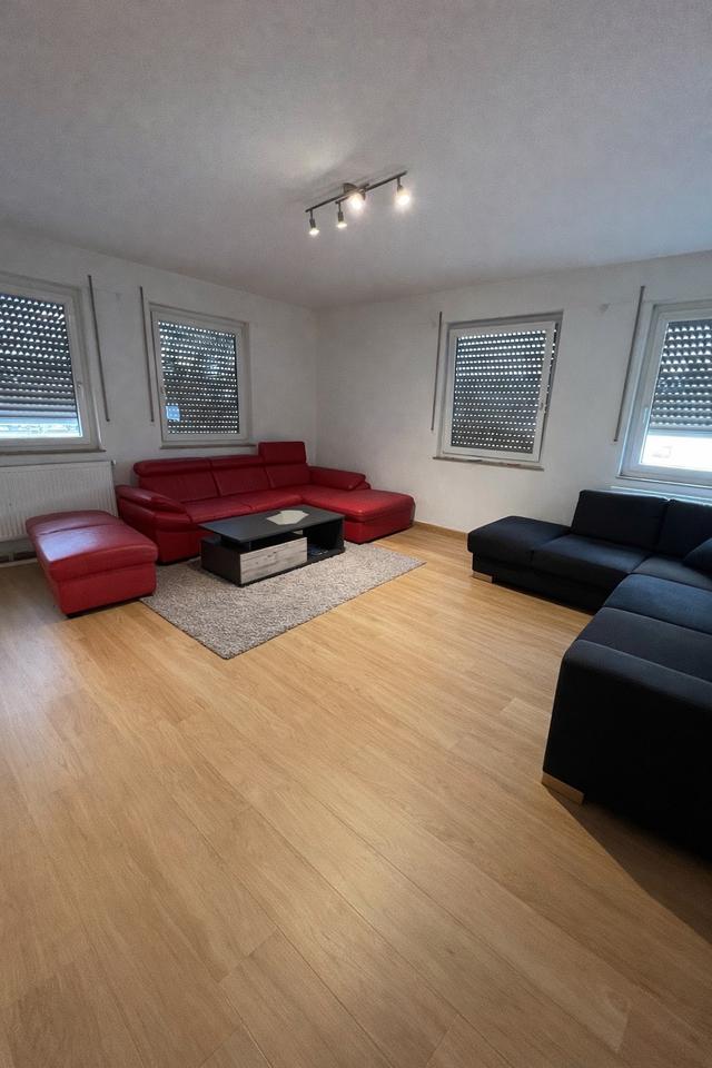 Thumbnail-4-Zimmer-Wohnung – 120 m² – Zentrale Lage – Top Anbindung