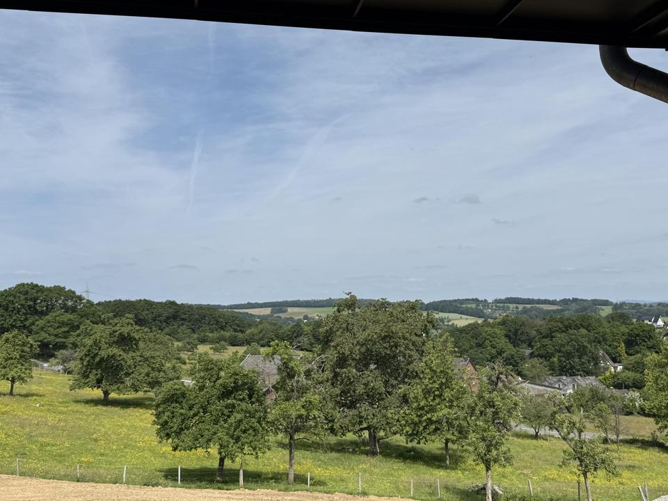 Thumbnail-**Design trifft Komfort: Wohnen mit Stil !**