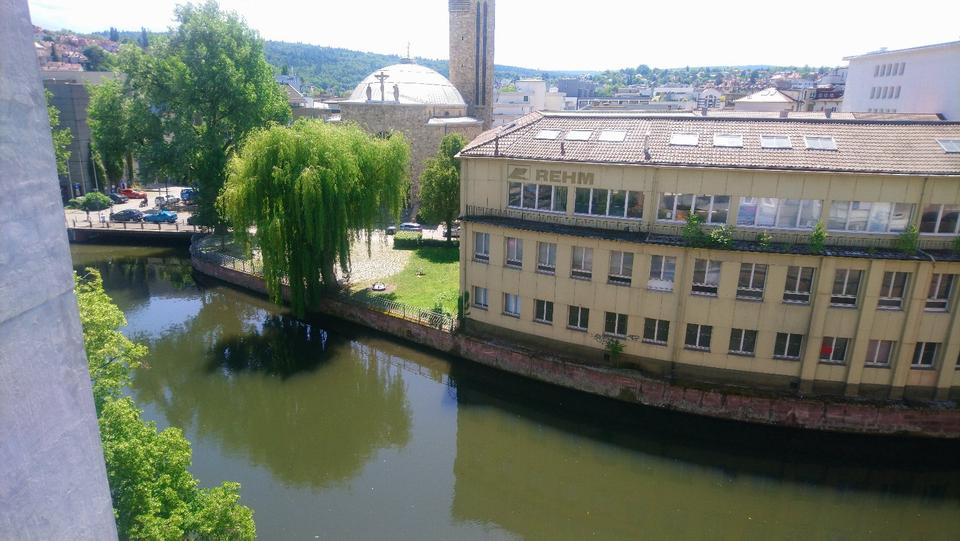 Thumbnail-zentrale, ruhige 2-Zimmer-Dachgeschoss-Wohnung an der Enz
