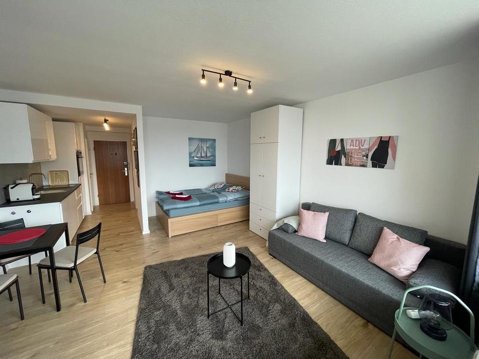 Thumbnail-Voll mobilierte Wohnung, Balkon, Keller, Parkplatz in Neuss