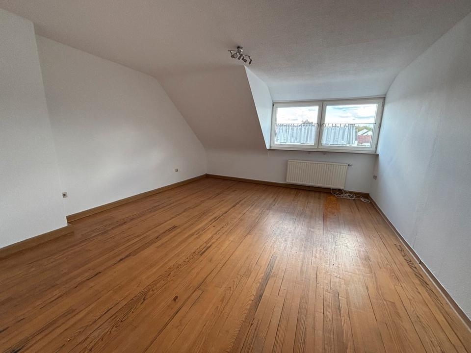 Thumbnail-Schöne DG-Wohnung in Ensdorf