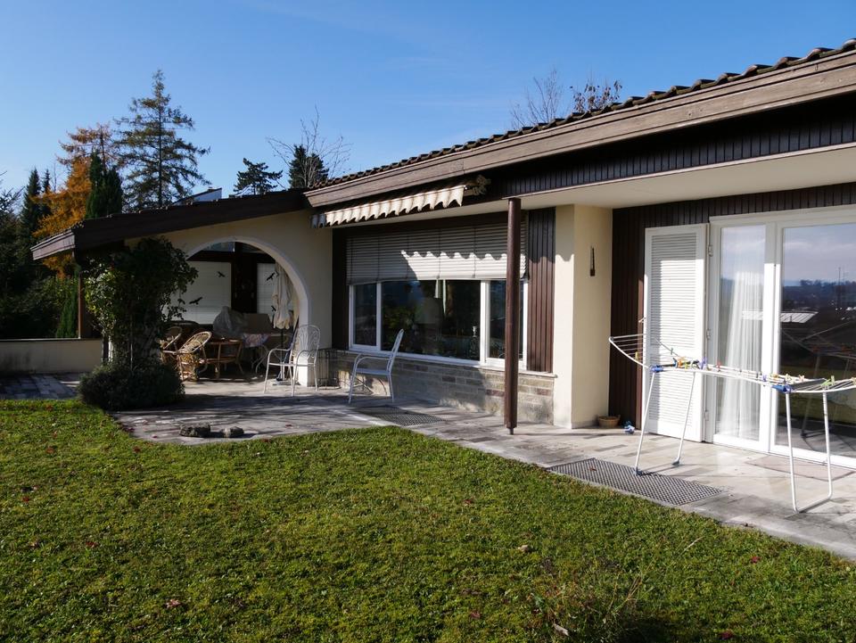 Thumbnail-Einfamilienhaus mit Einliegerwohnung - Sensationeller Bergblick