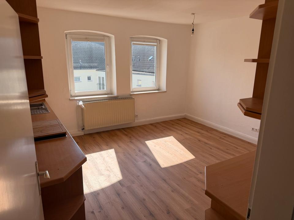 Thumbnail-Ansprechende 3-Zimmer-Wohnung im 3.OG Innenstadt nahe