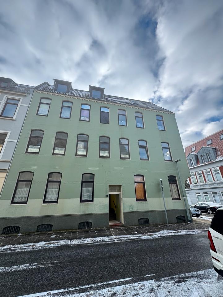 Thumbnail-7-Familienhaus in Bremerhaven Surfeldstraße 450.000€ VB