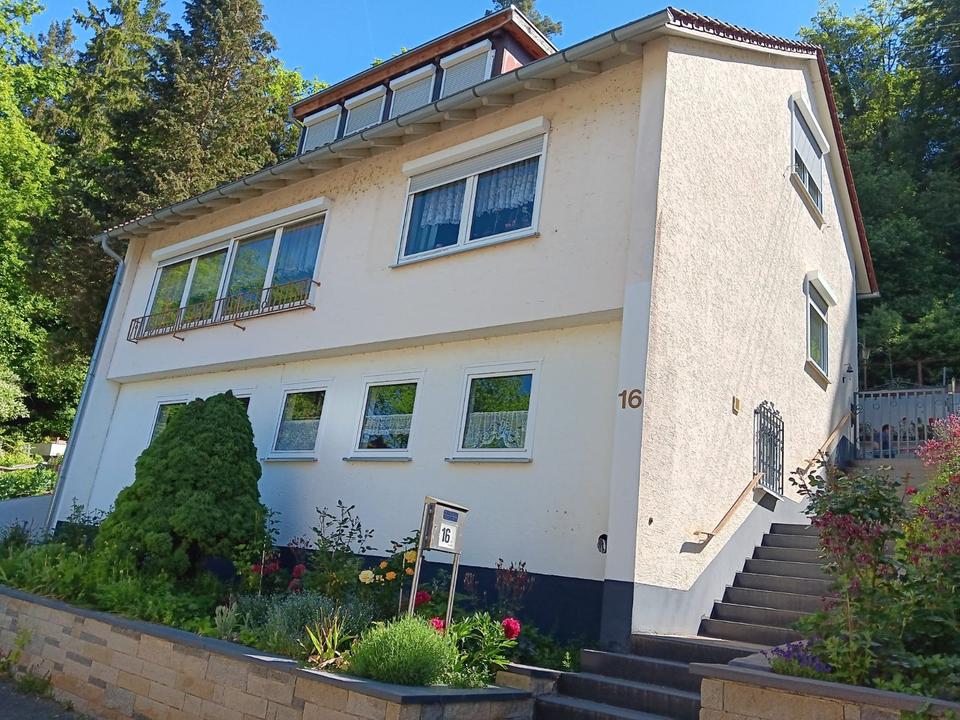 Thumbnail-3 Familienhaus mit Panoramablick **RESERVIERT**