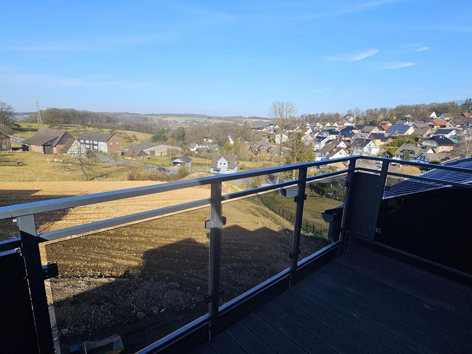 Thumbnail-** Helles Dachgeschoss-Paradies mit Weitblick in die Natur!**