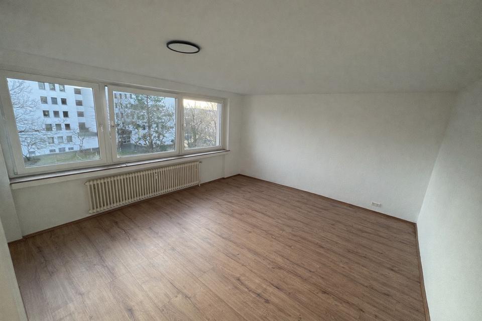 Thumbnail-Helle 1-Zimmer-Wohnung mit Einbauküche – ideal für Singles