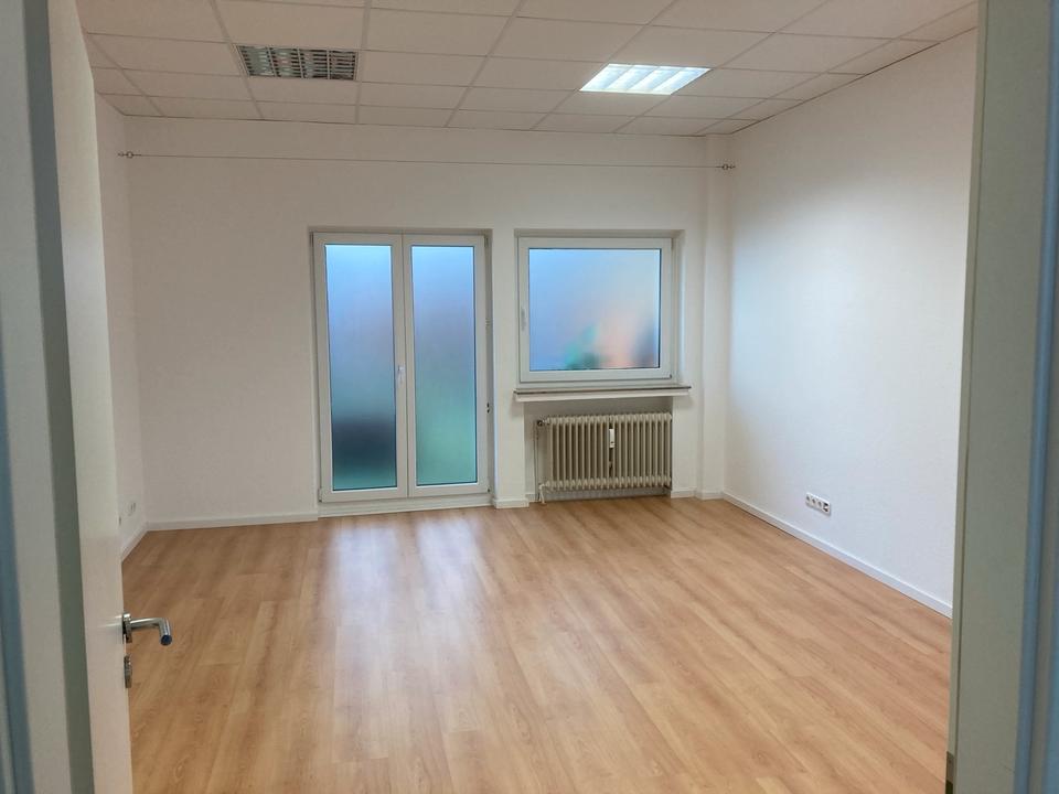 Thumbnail-Praxisraum Büroraum Porz-Mitte