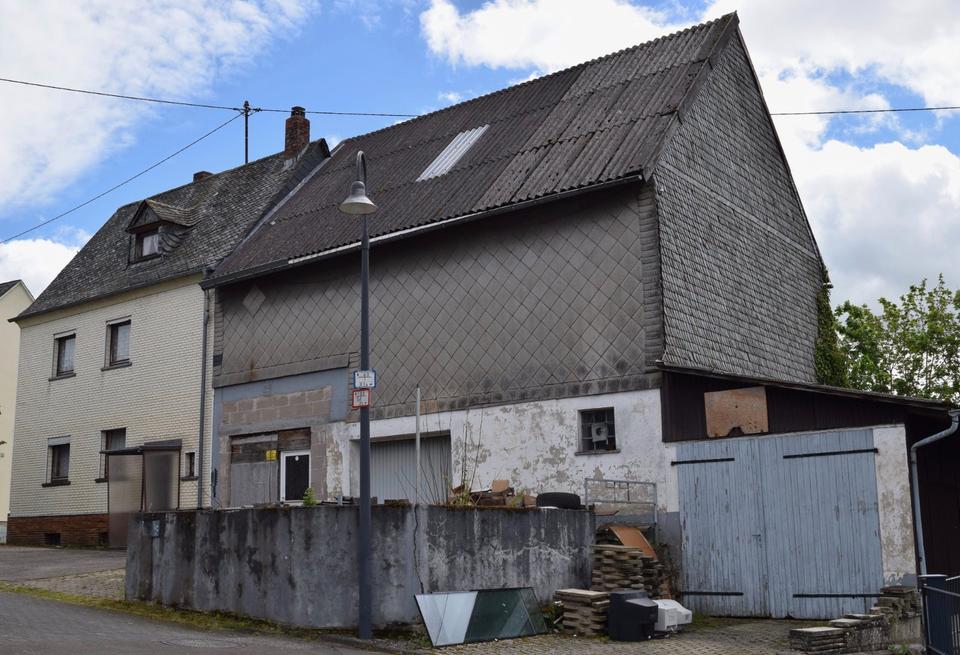 Thumbnail-Einfamilienhaus in Bell (Hunsrück) - Ruhige Lage -