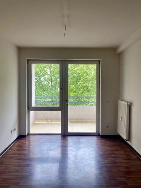 Thumbnail-2-Zimmer-Wohnung mit offener Küche und Balkon