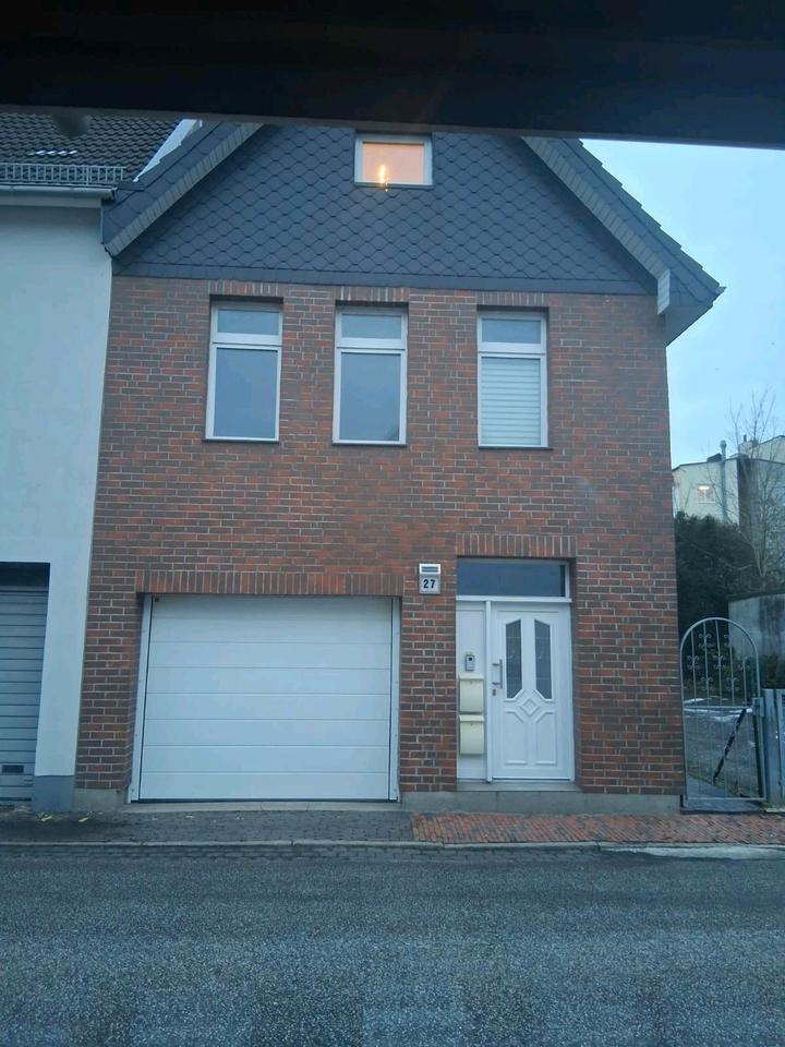 Thumbnail-Provisionsfrei Ein bis Zwei Familien Haus