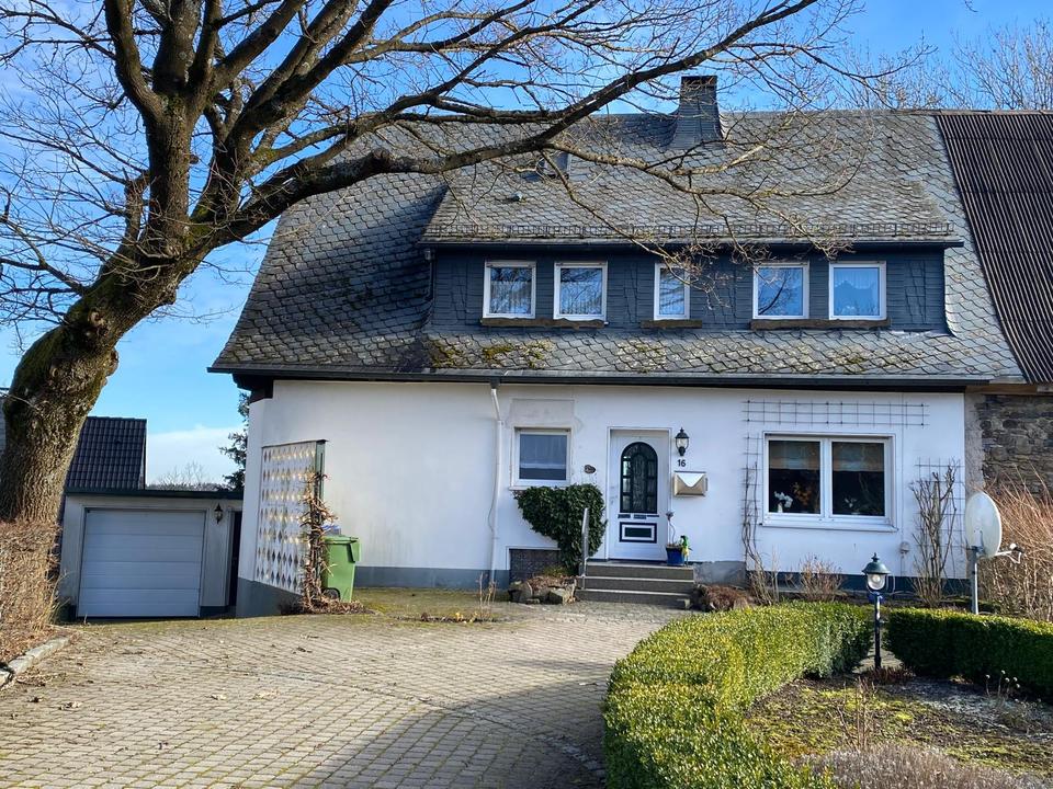 Thumbnail-Einfamilienhaus in Hirschberg bei Warstein