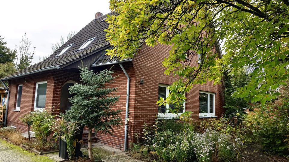 Thumbnail-Kleines Haus mit großem Grundstück