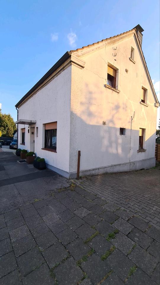 Thumbnail-Haus zu verkaufen Sanierungsbedürftig