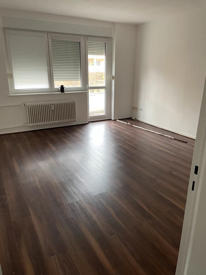 Thumbnail-2 Zimmer mit Balkon und Garten Reinickendorf