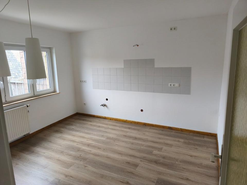 Thumbnail-Großzügige 3 Zimmerwohnung mit Balkon