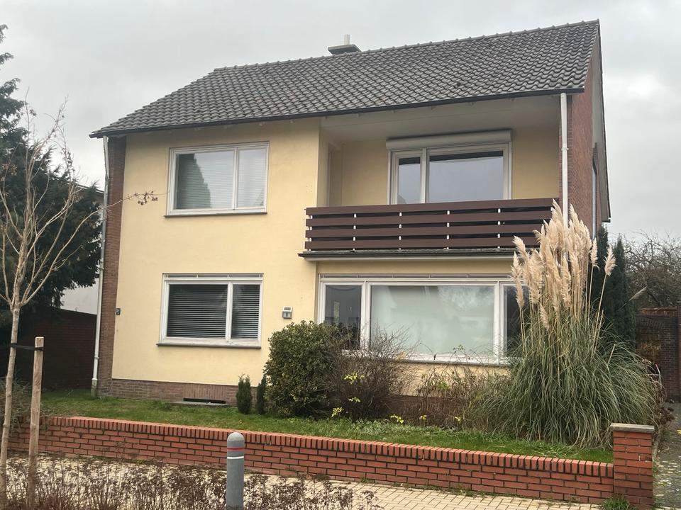Thumbnail-Gepflegtes Einfamilienhaus mit Modernisierungen und Vollkeller