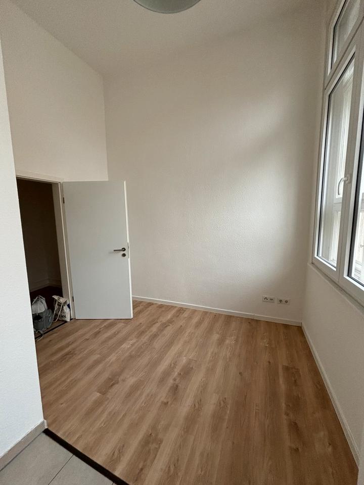 Thumbnail-Wohnung EG (1 Zimmer) in 06108 Halle (Saale)