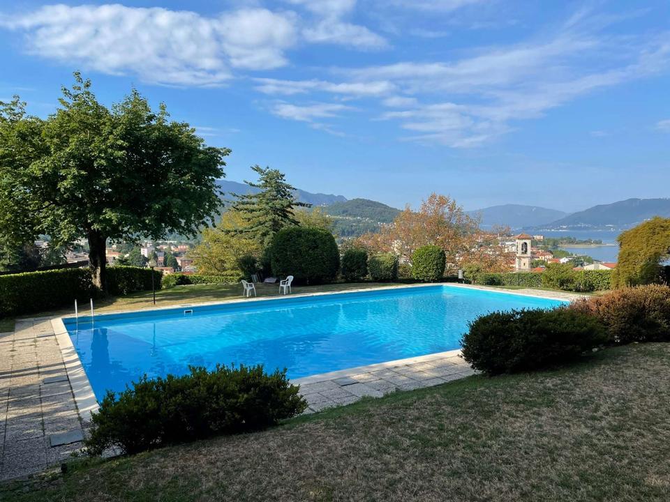 Thumbnail-Ferienwohnung Wohnung Urlaub 3 Zi Lago Maggiore Luino Pool 6 Pers