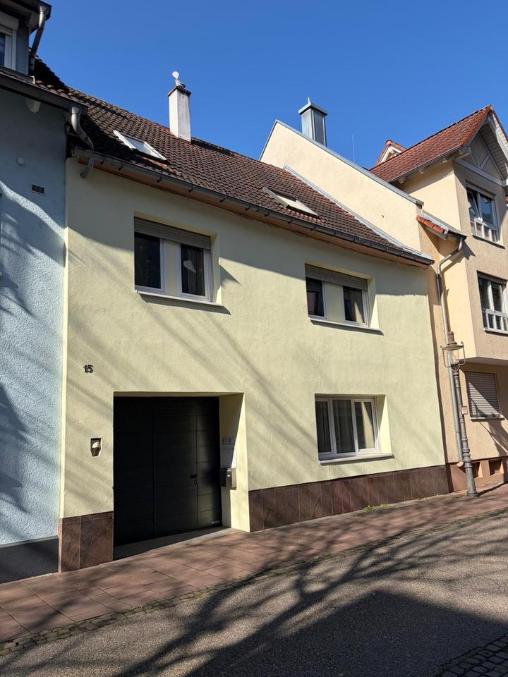 Thumbnail-Zentrales Mehrfamilien-Haus mit vielseitigem Nutzungspotential